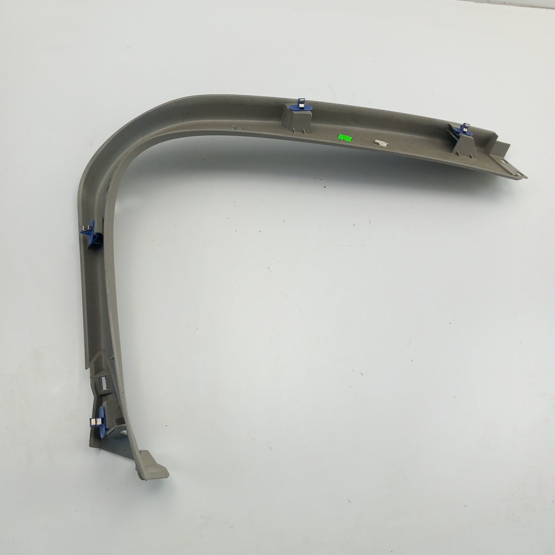 Пластмаса капак багажник горна лява Titanium Bright Opel Astra J 5 врати