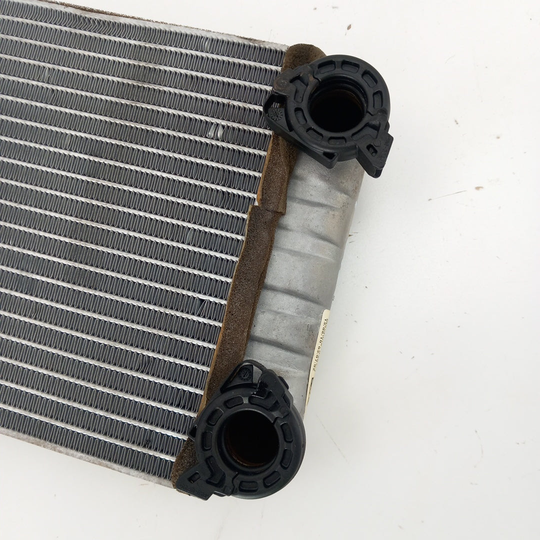 Радиатор парно Opel Astra J