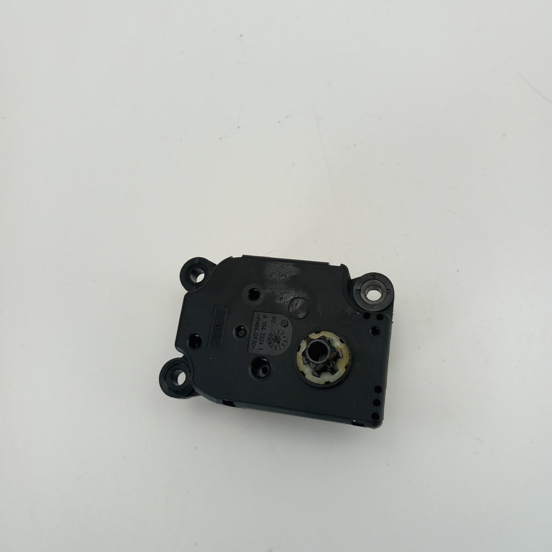 Моторче клапи климатик/парно U9518001 Opel Astra J