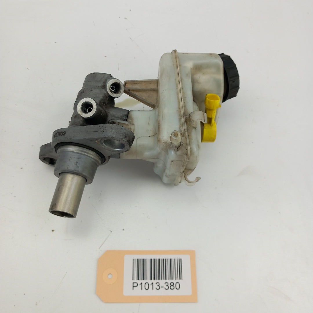 Казанче спирачна течност RHD Opel Astra J 1,3 CDTI A13DTE