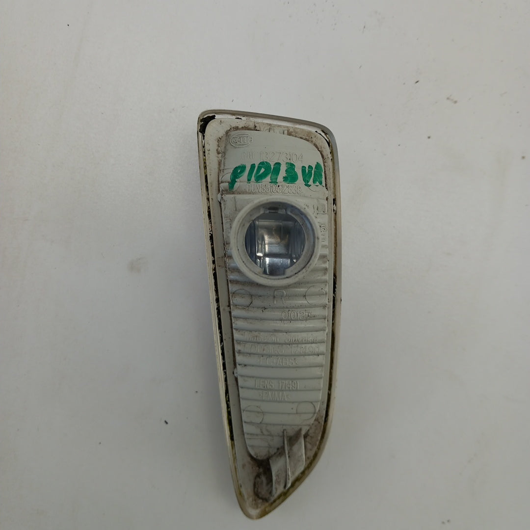 Мигач страничен десен Opel Astra J