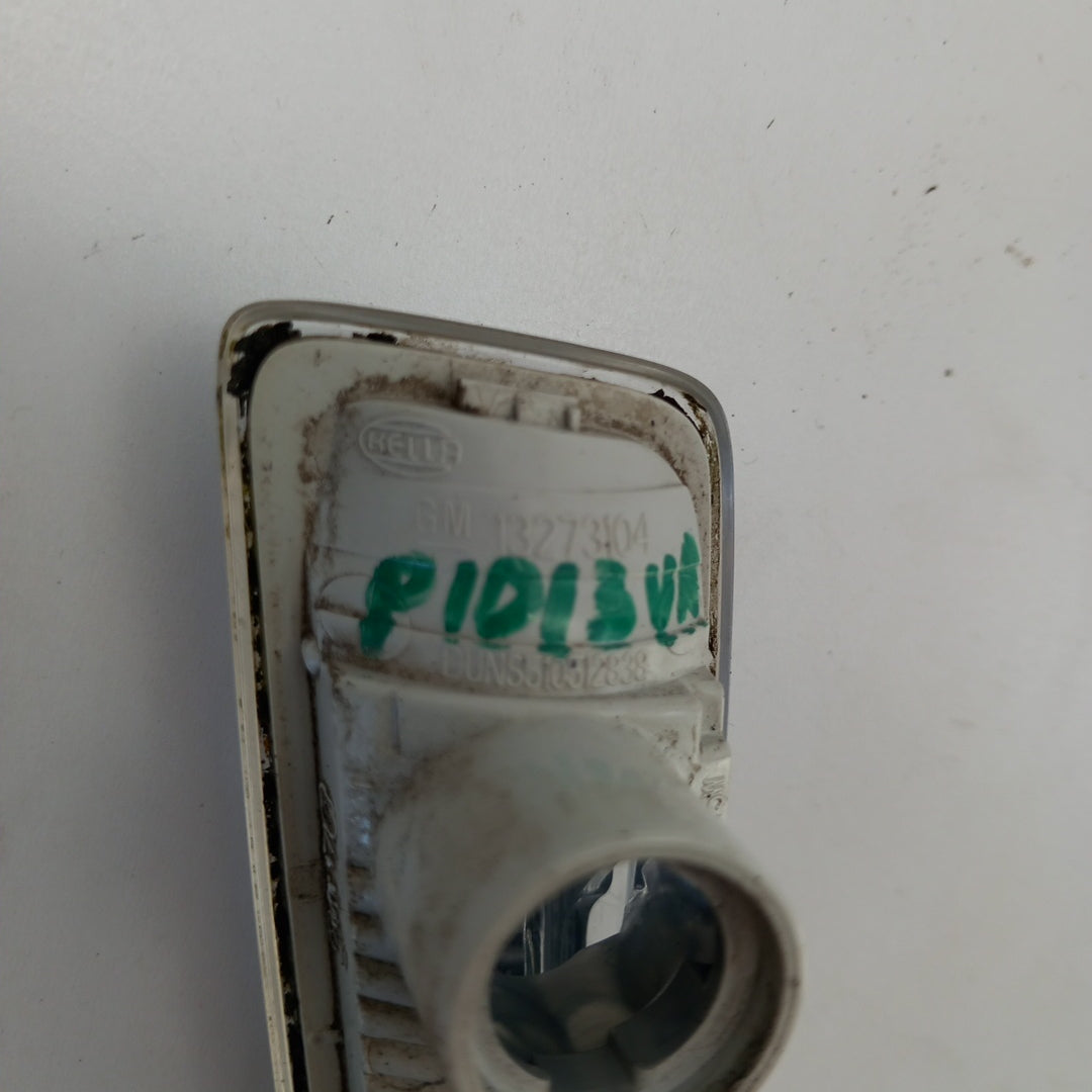 Мигач страничен десен Opel Astra J