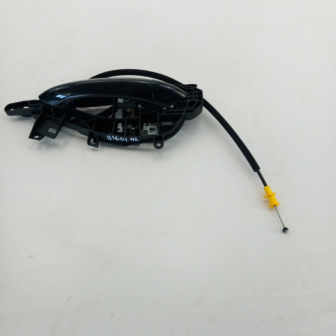 Външна дръжка на врата задна лява Z22C графитено черно Opel Astra K