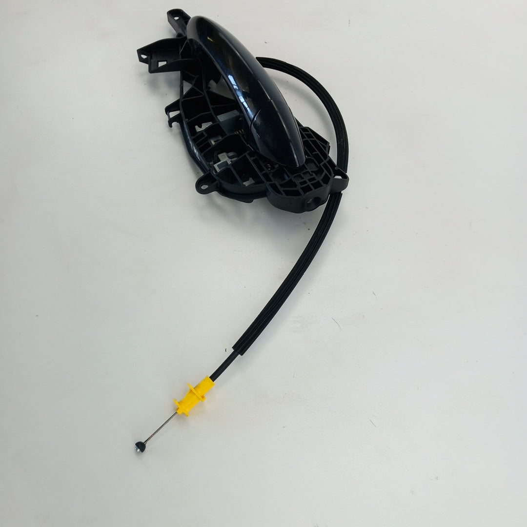 Външна дръжка на врата задна лява Z22C графитено черно Opel Astra K