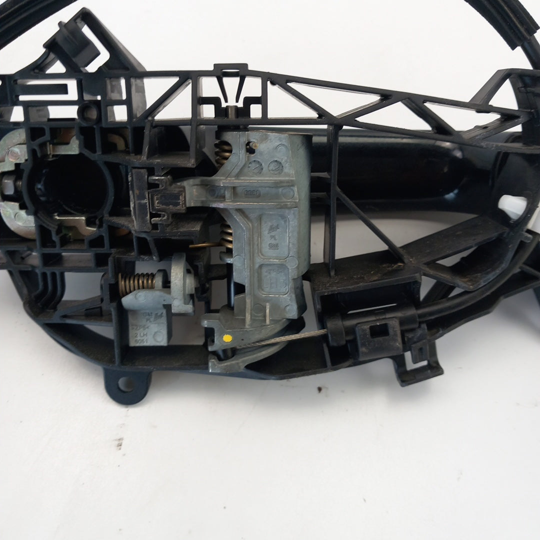 Външна дръжка на врата задна лява Z22C графитено черно Opel Astra K