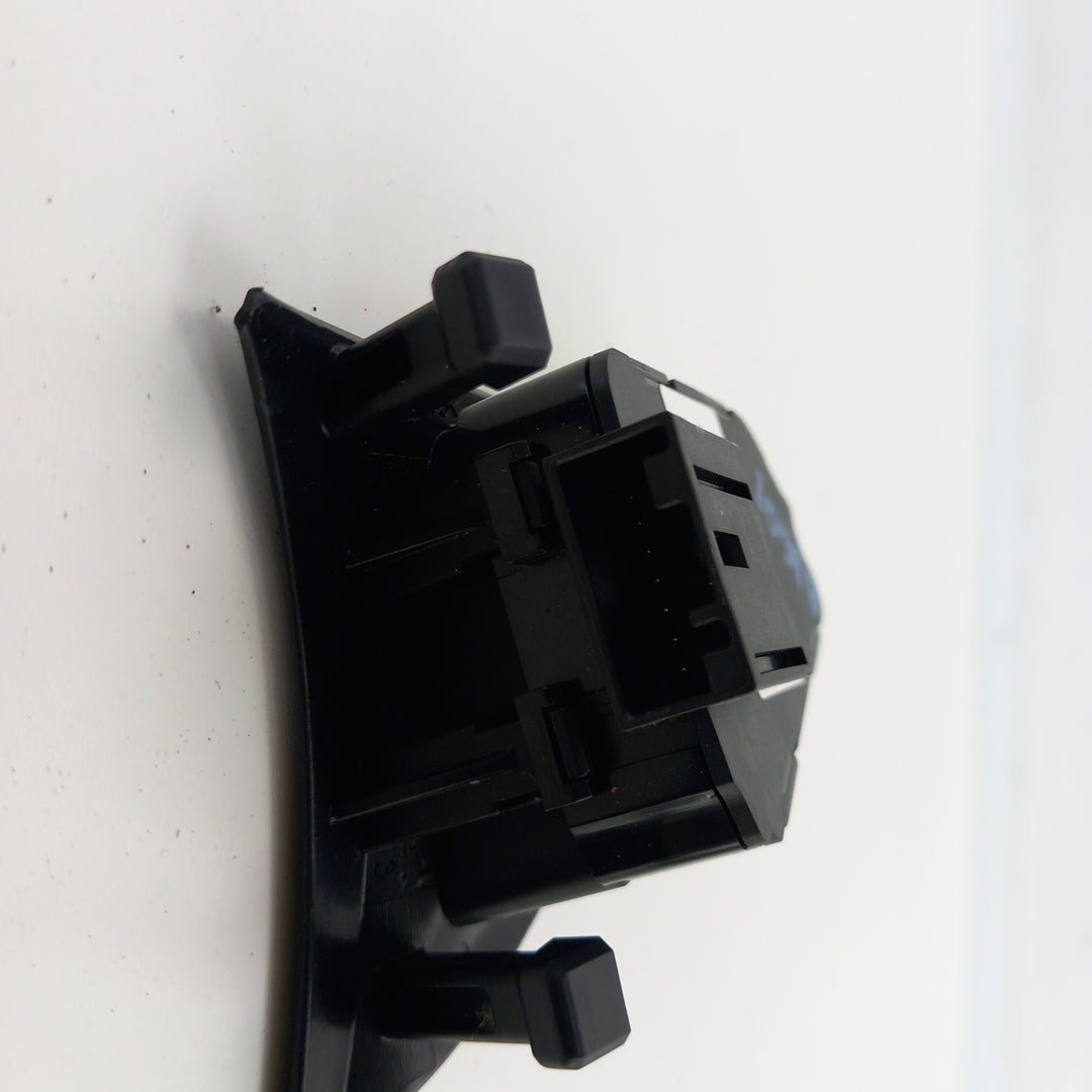 Бутон мултифункцонален волан ляв Темпомат Opel Astra K