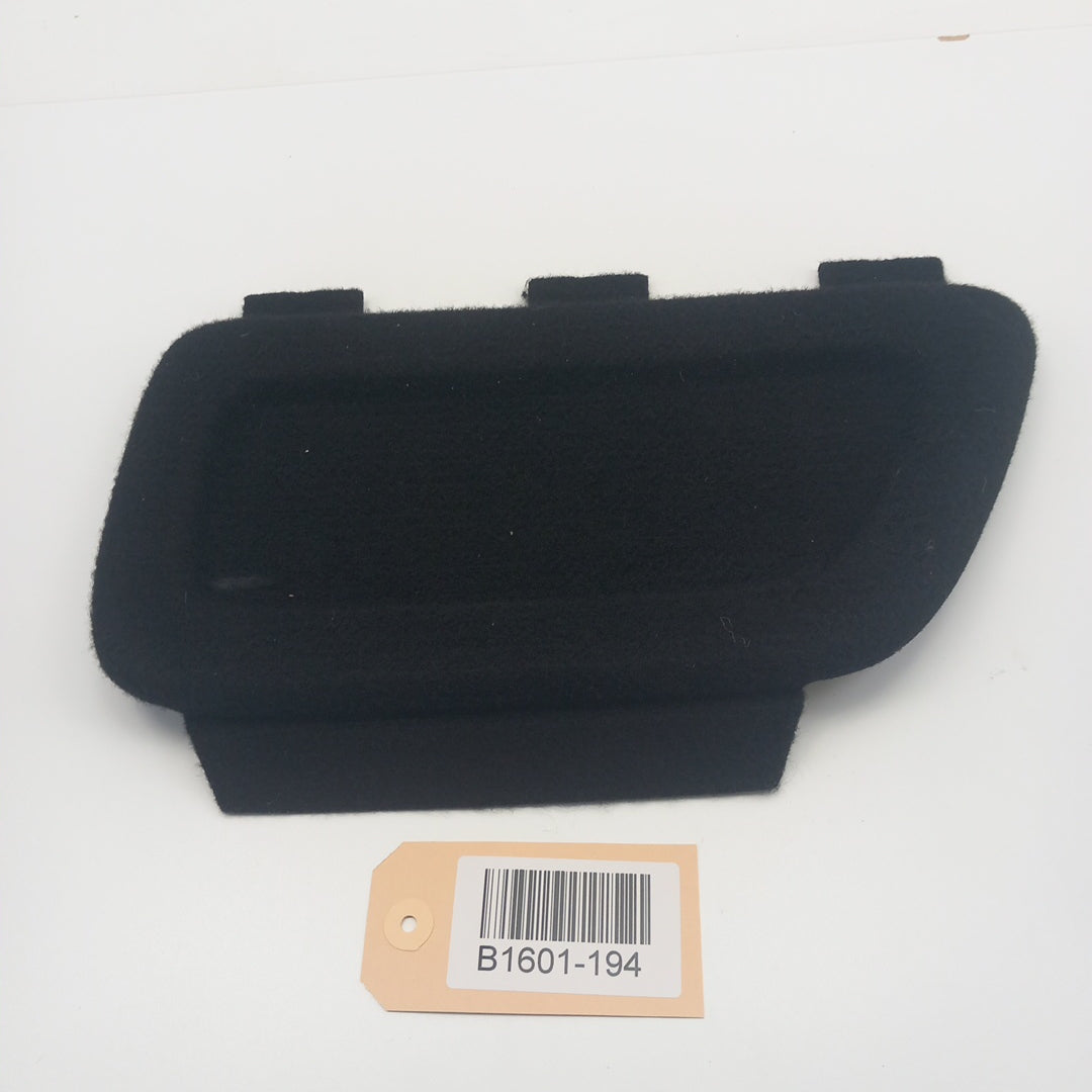 Капак отвор ляв стоп кора багажник Opel Astra K 5-врати