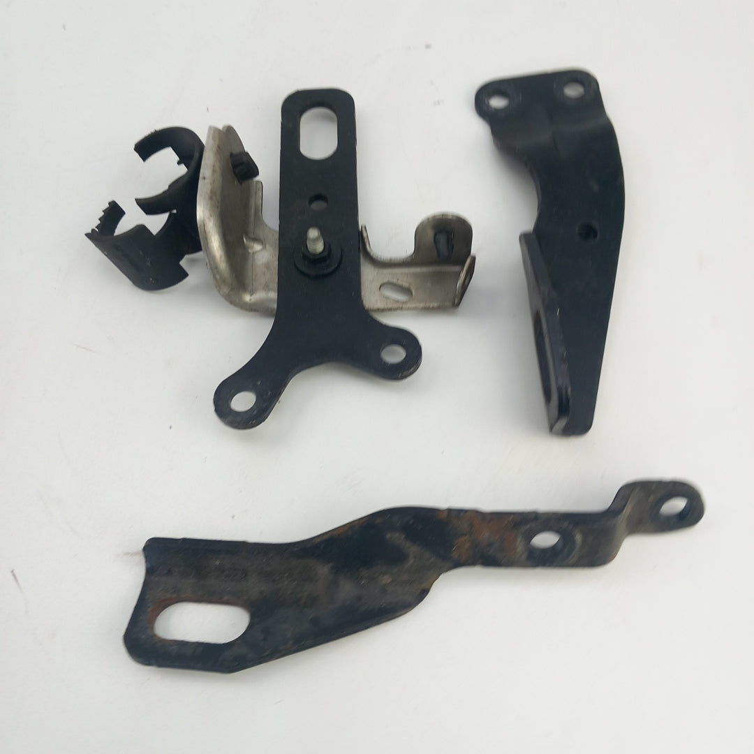 Пакет разни държачи по двигателя Opel Astra K 5-врати 1,4 Turbo B14XFT