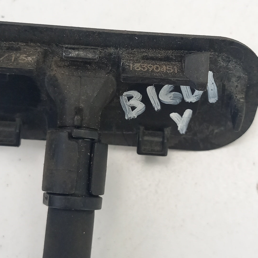 Дюзи предни чистачки Opel Astra K