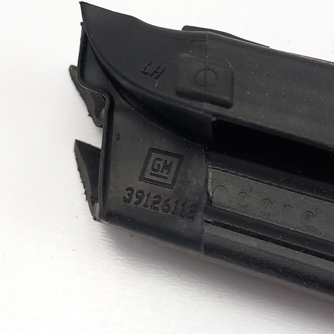 Лайстна стъкло на врата предна лява вътрешна Opel Crossland X