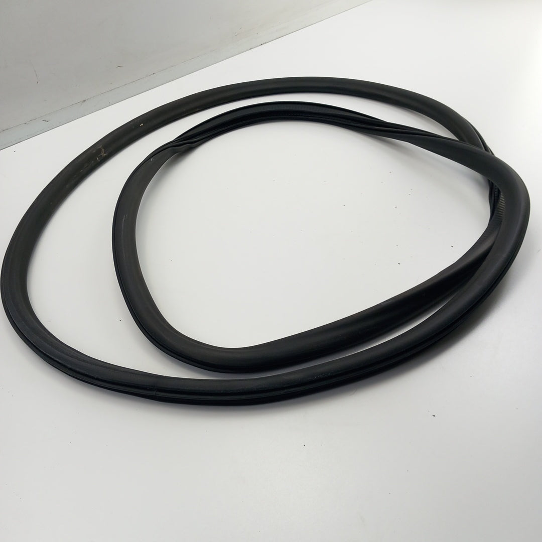 Уплътнение каросерия предна дясна врата Opel Crossland X