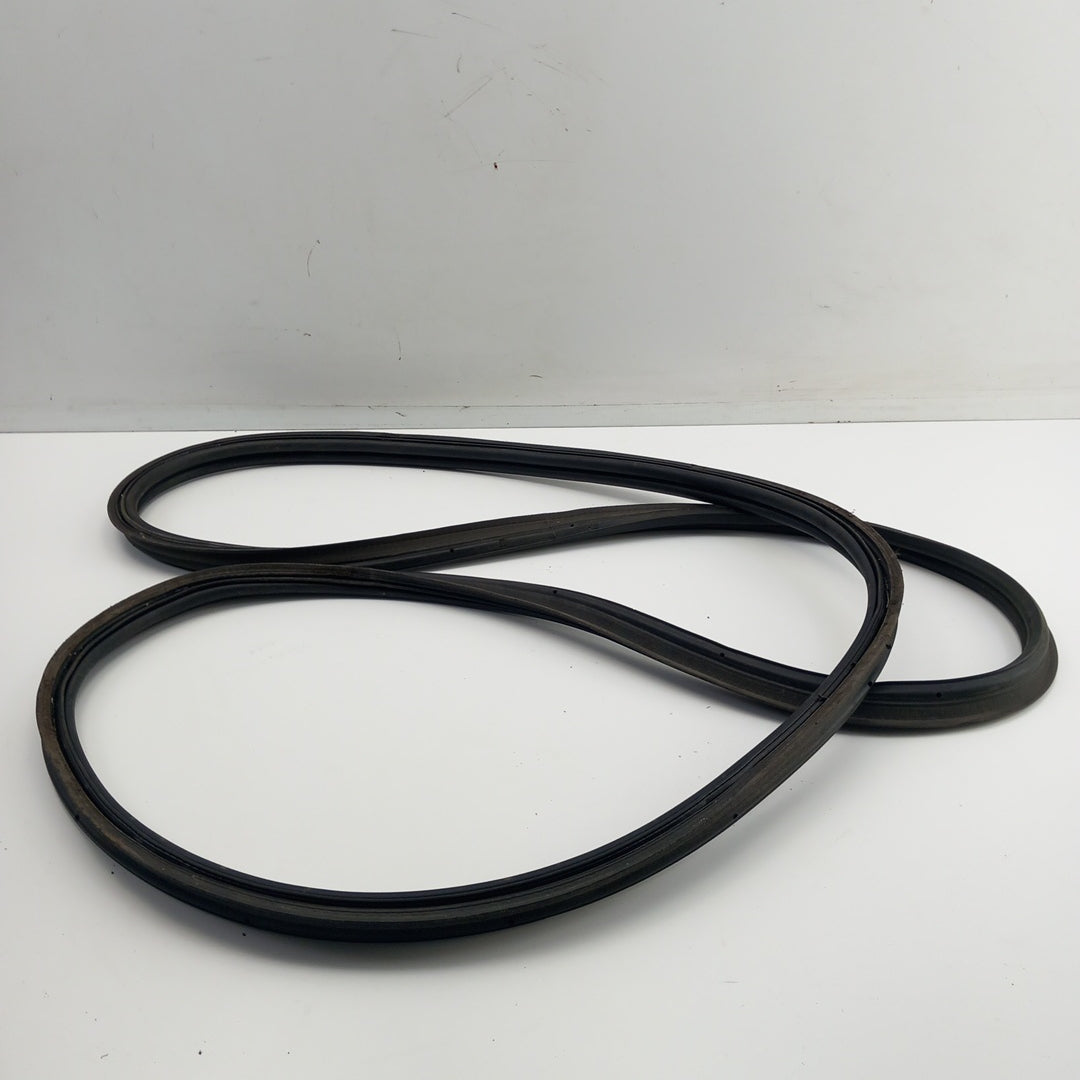 Уплътнение капак багажник Opel Crossland X