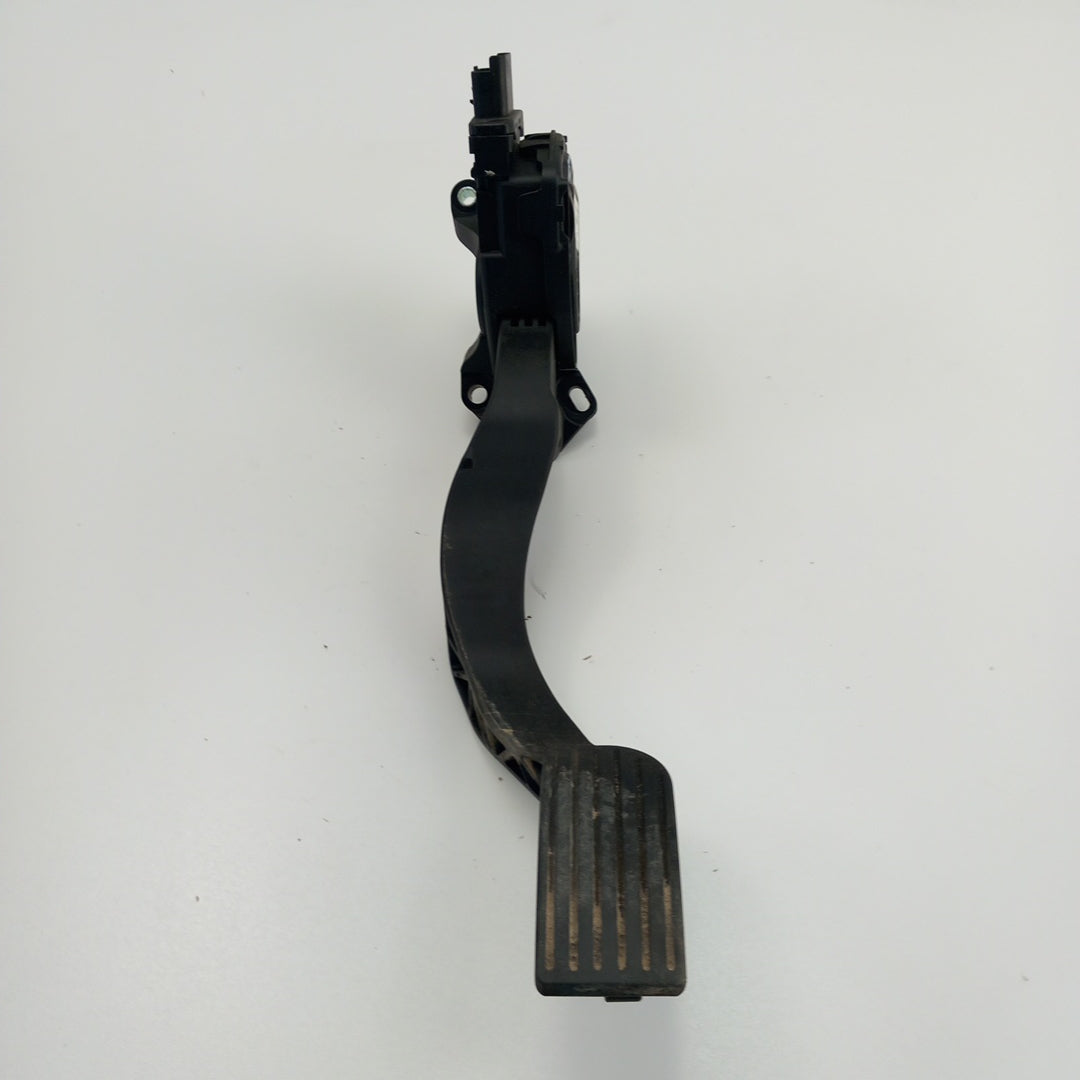 Педал газ RHD Opel Crossland X