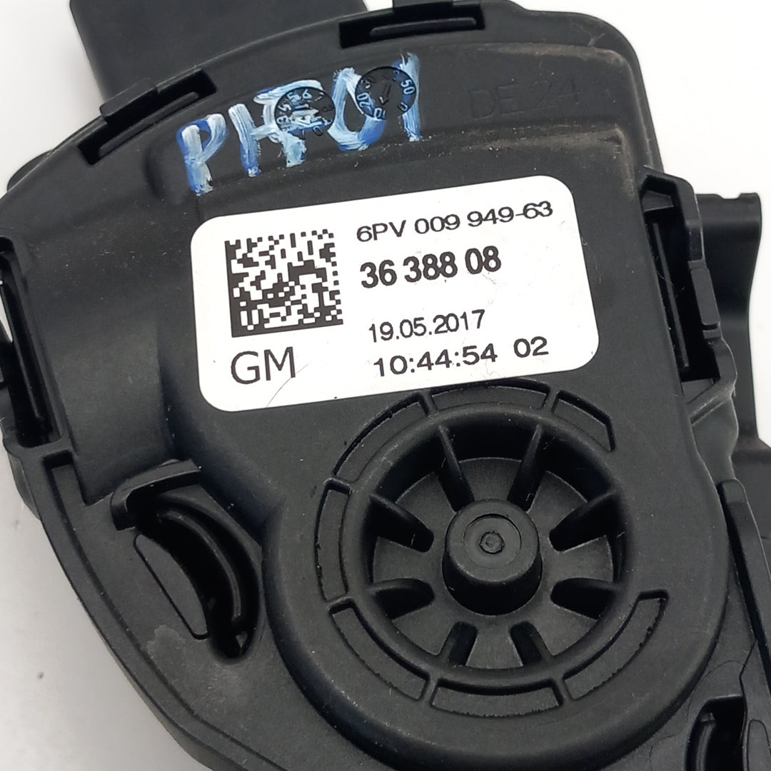 Педал газ RHD Opel Crossland X