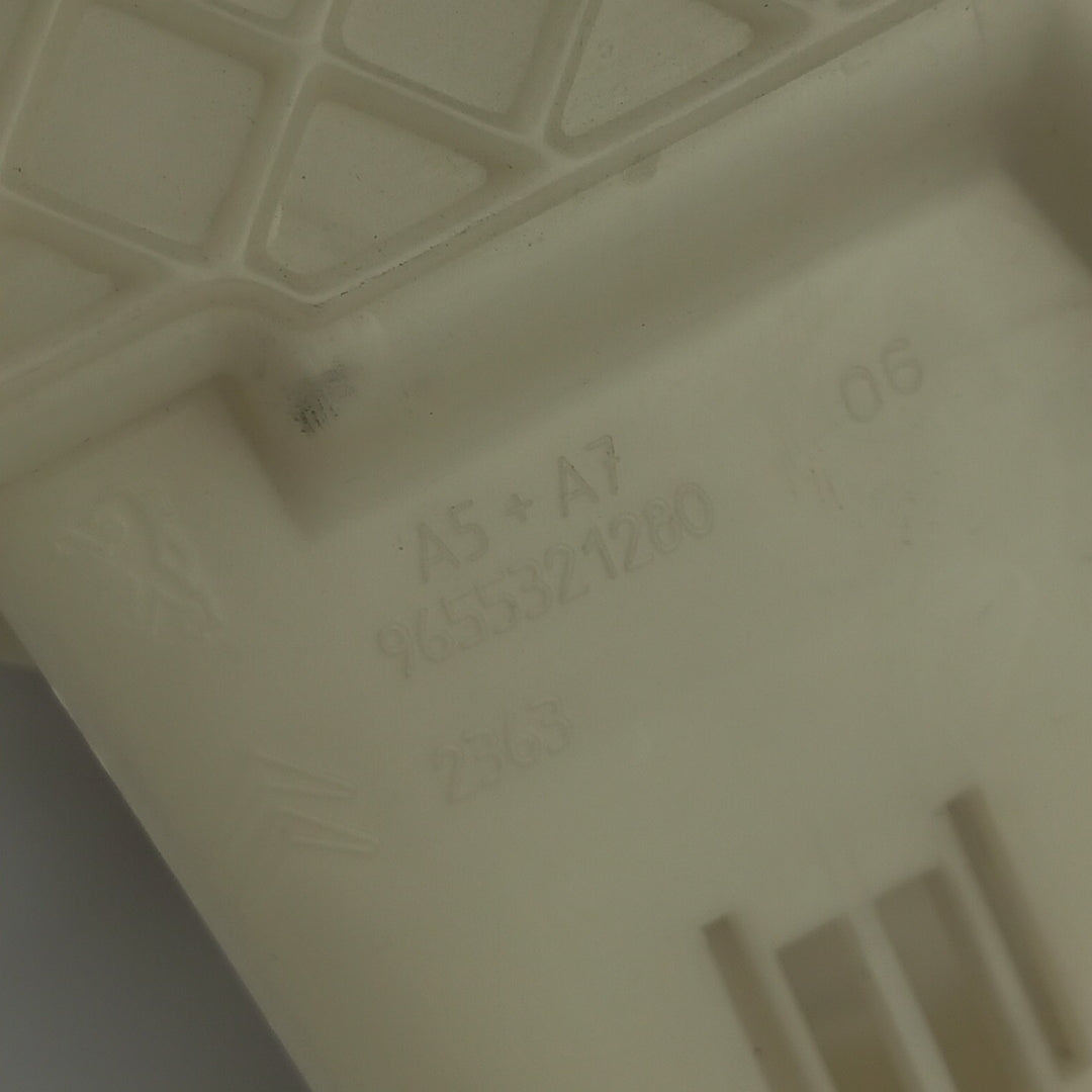 Кутия стойка бушониера Opel Crossland X 1,6 CDTI B16DT