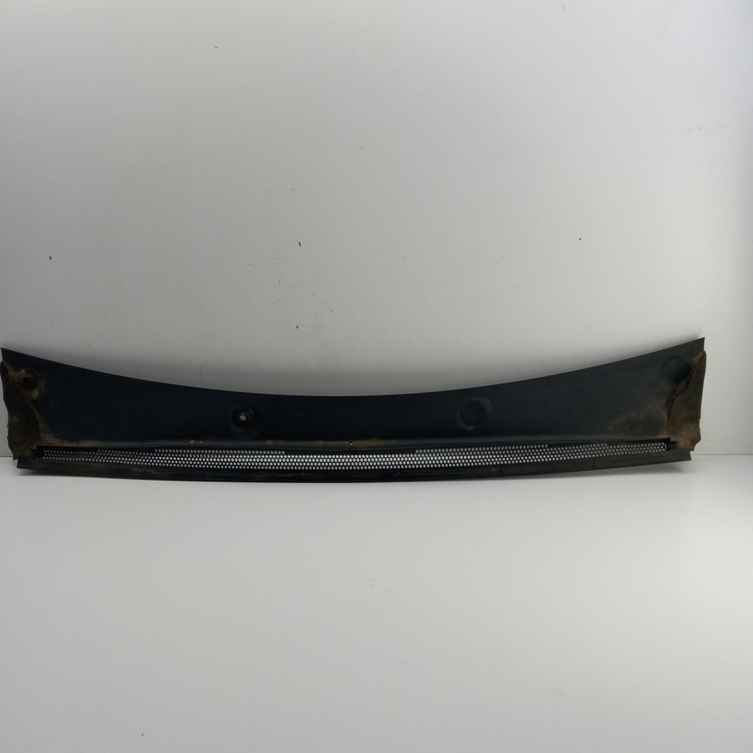 Капак лостов механизъм чистачки предно стъкло RHD десен волан Opel Crossland X