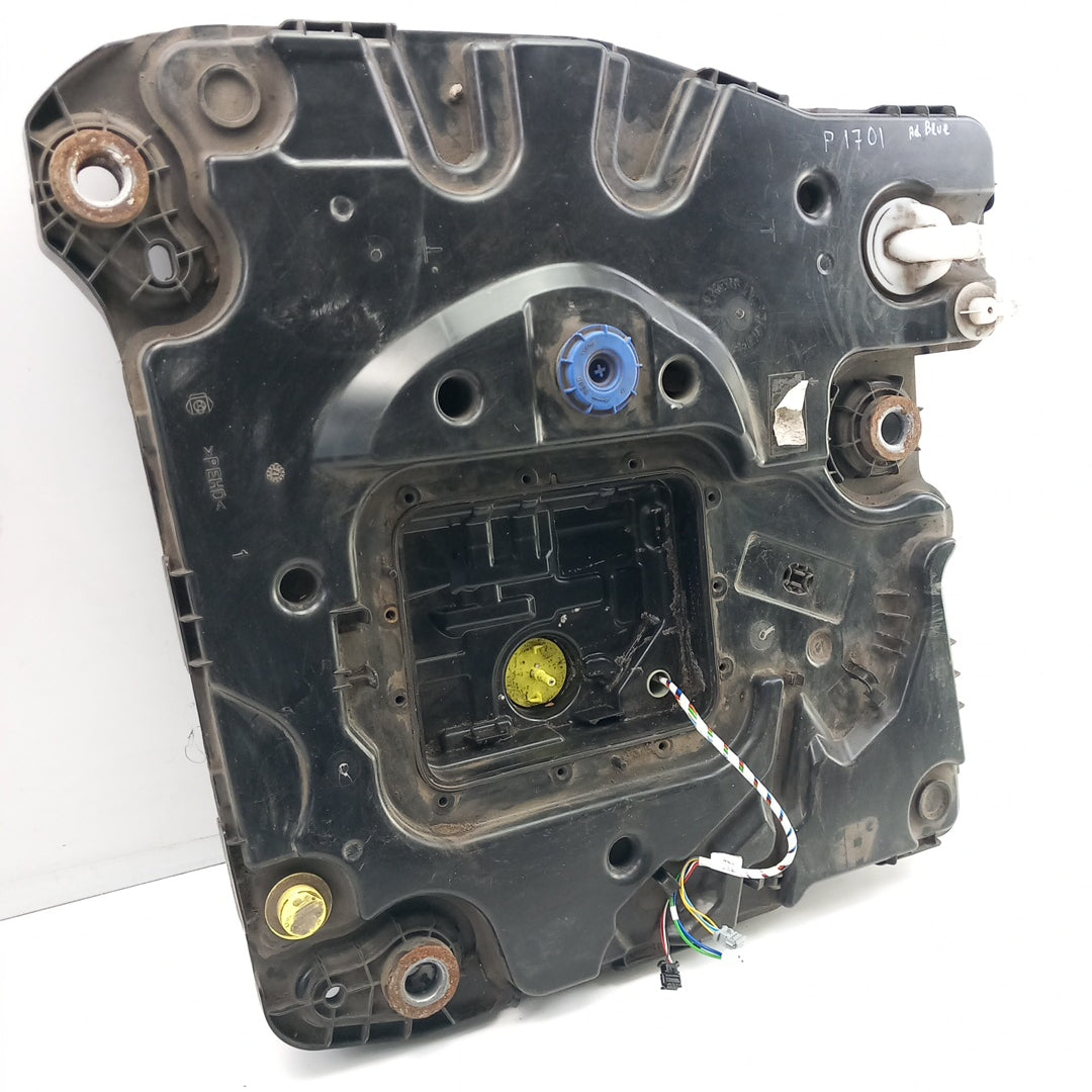 Резервоар гориво AdBlue Opel Crossland X 1,6 CDTI B16DT