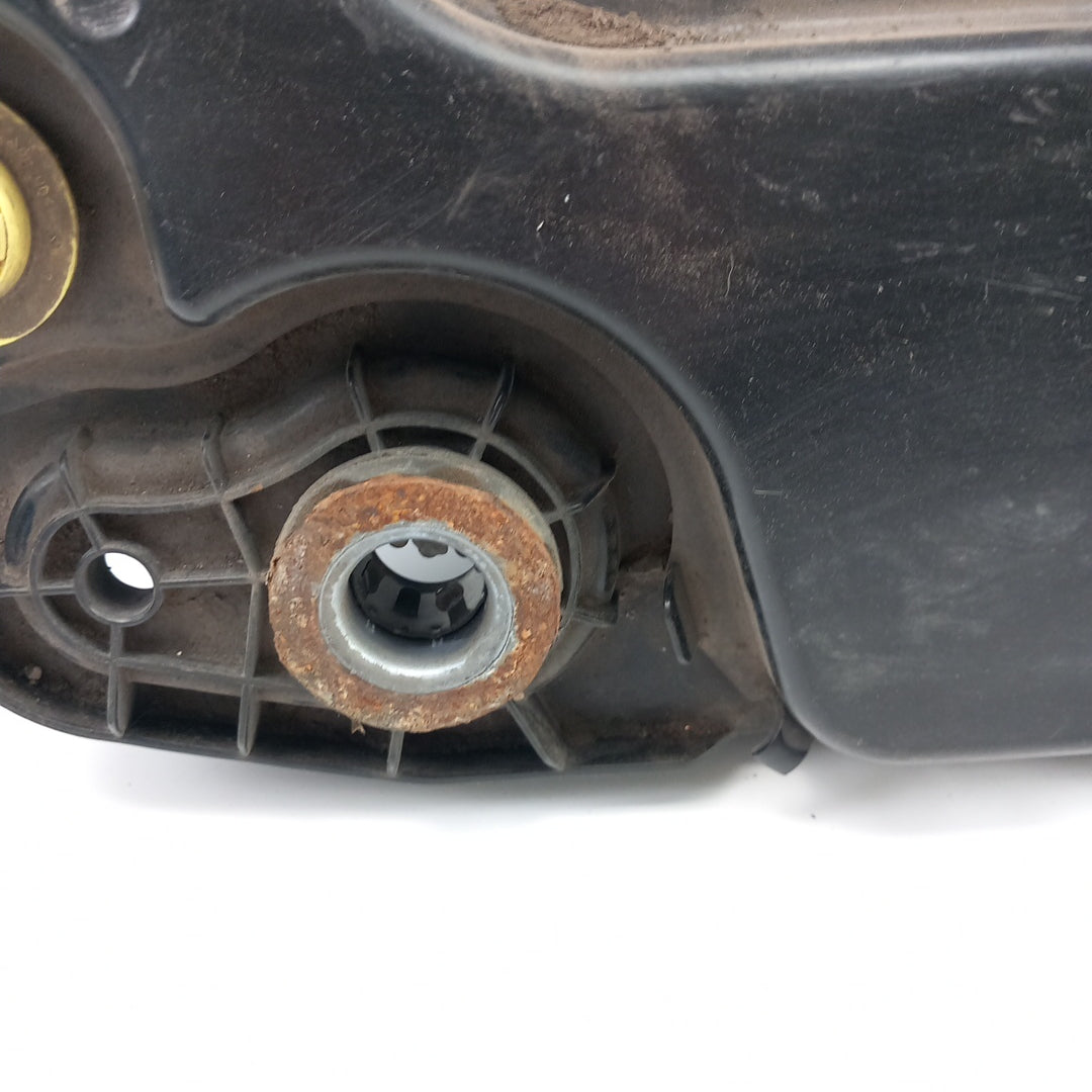 Резервоар гориво AdBlue Opel Crossland X 1,6 CDTI B16DT