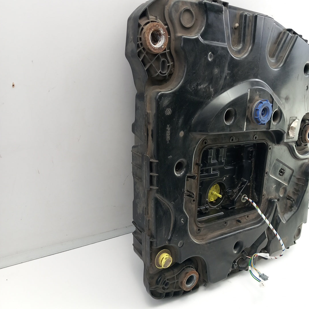 Резервоар гориво AdBlue Opel Crossland X 1,6 CDTI B16DT