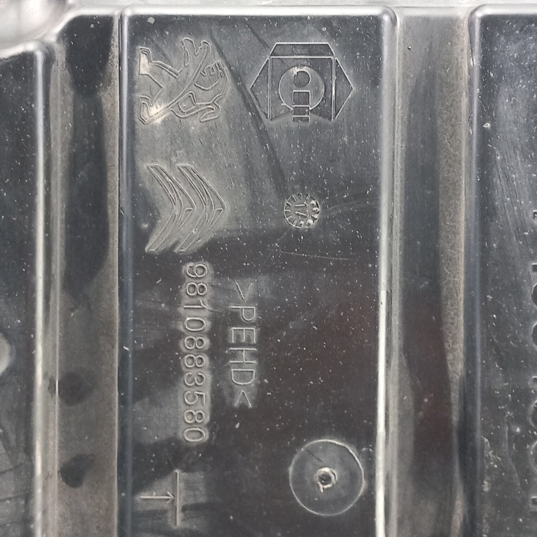 Резервоар гориво AdBlue Opel Crossland X 1,6 CDTI B16DT