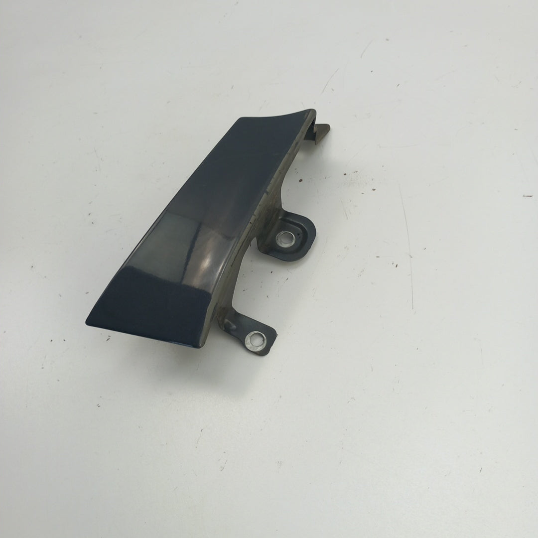 Панел задна броня ляв Задна светлина гълъбово сива / GJD Opel Antara