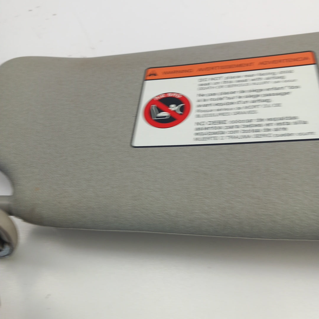 Сенник ляв с огледално осветен RHD Titanium Bright Opel Antara