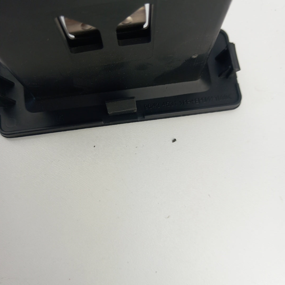 Кутия арматурно табло RHD Opel Antara