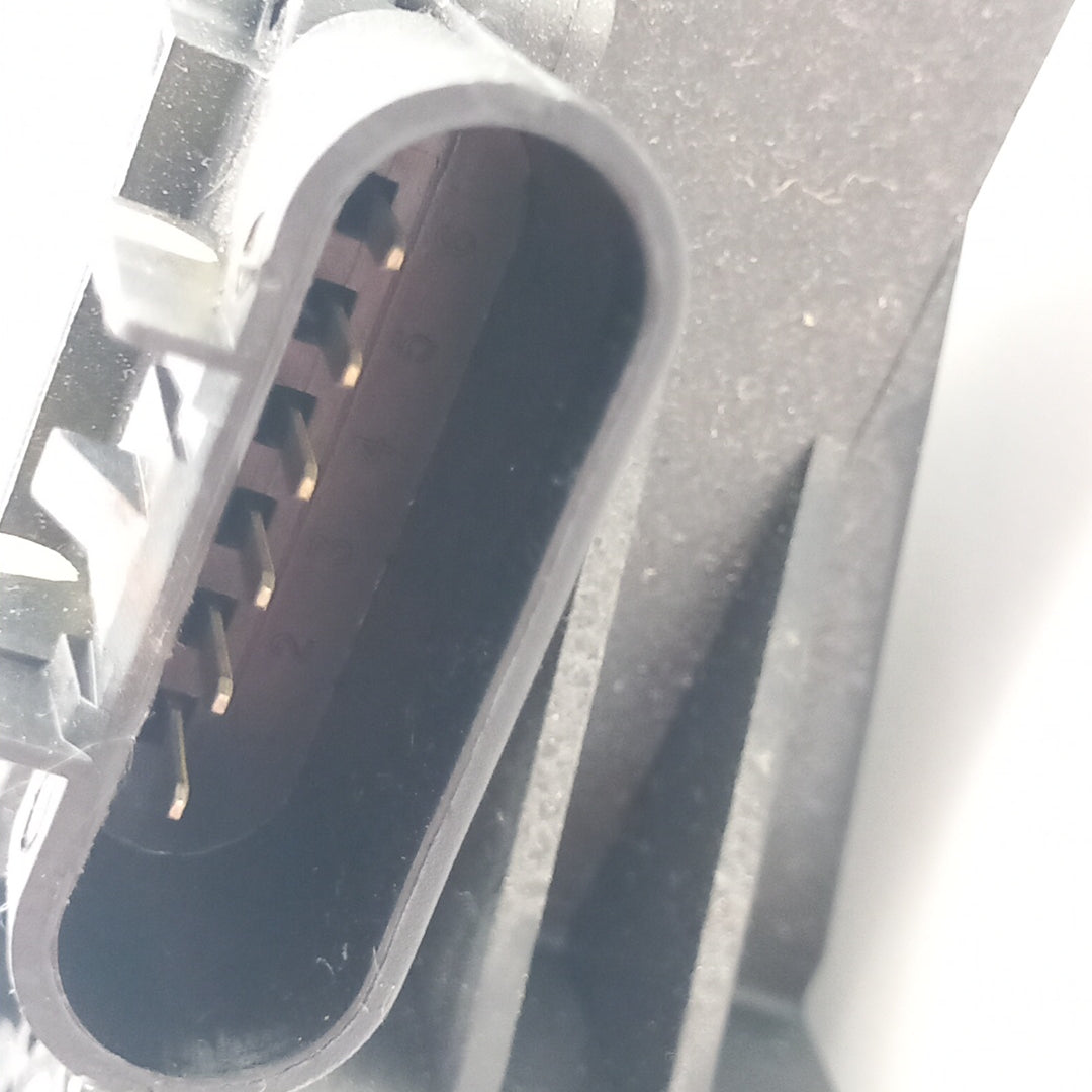 Педал газ RHD Opel Antara