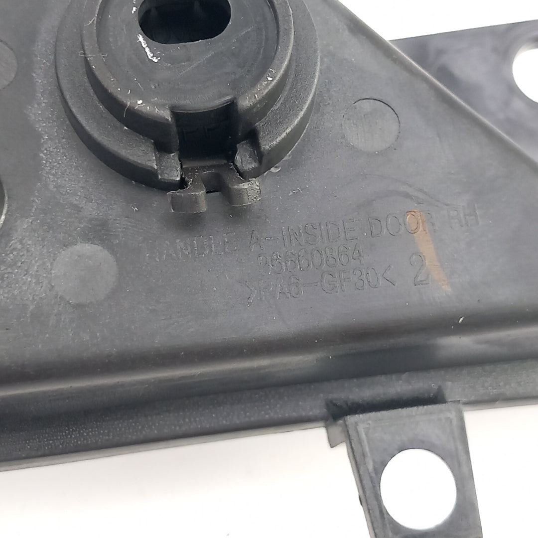 Вътрешна дръжка на врата задна дясна хром Opel Antara