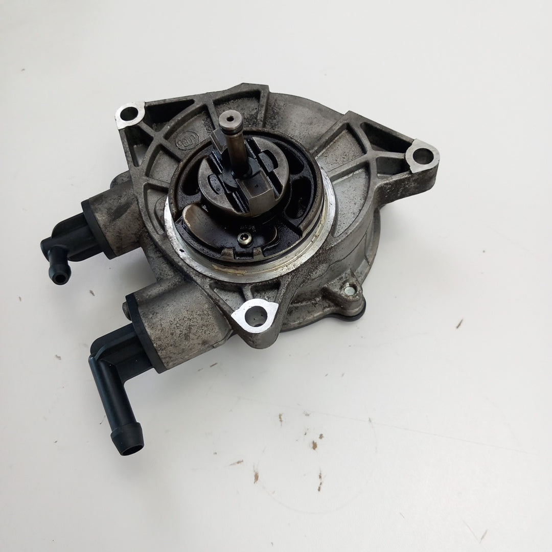 Вакуум помпа спирачна система Opel Antara 2,2 CDTI A22DM
