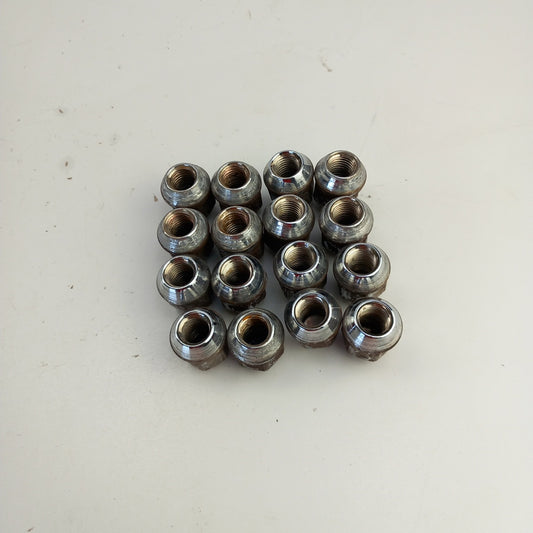 Гайки 16 броя комплект Opel Antara