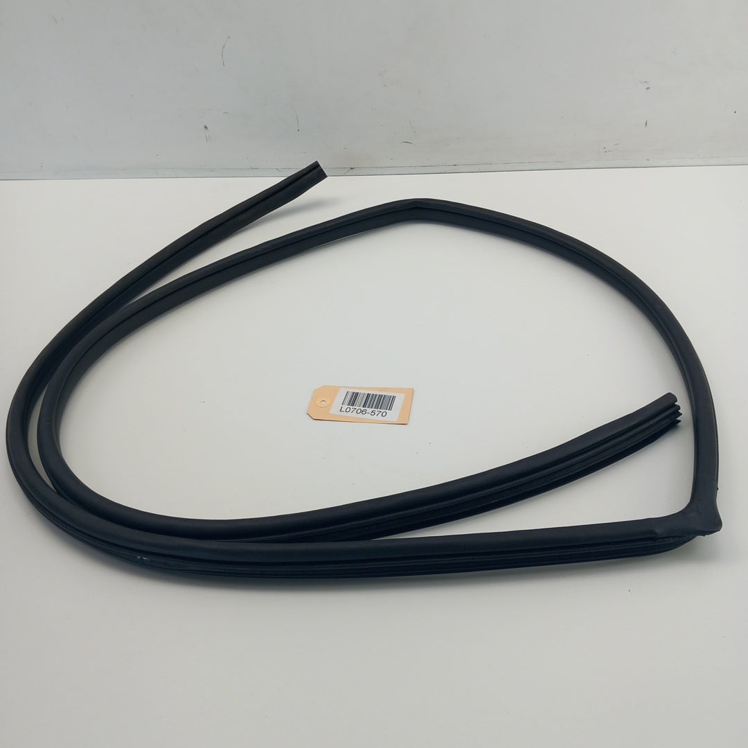 Уплътнение каросерия задна дясна врата ND Opel Antara