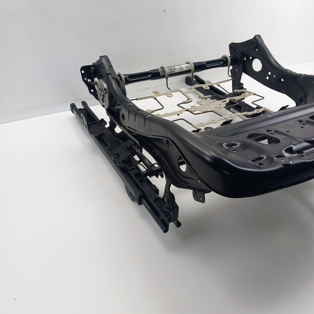 Конзола седалка предна дясна RHD Opel Meriva B