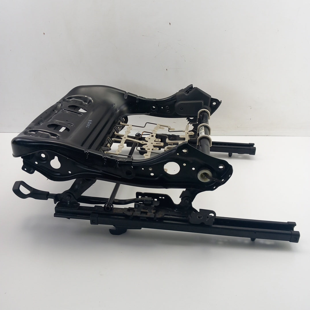 Конзола седалка предна дясна RHD Opel Meriva B