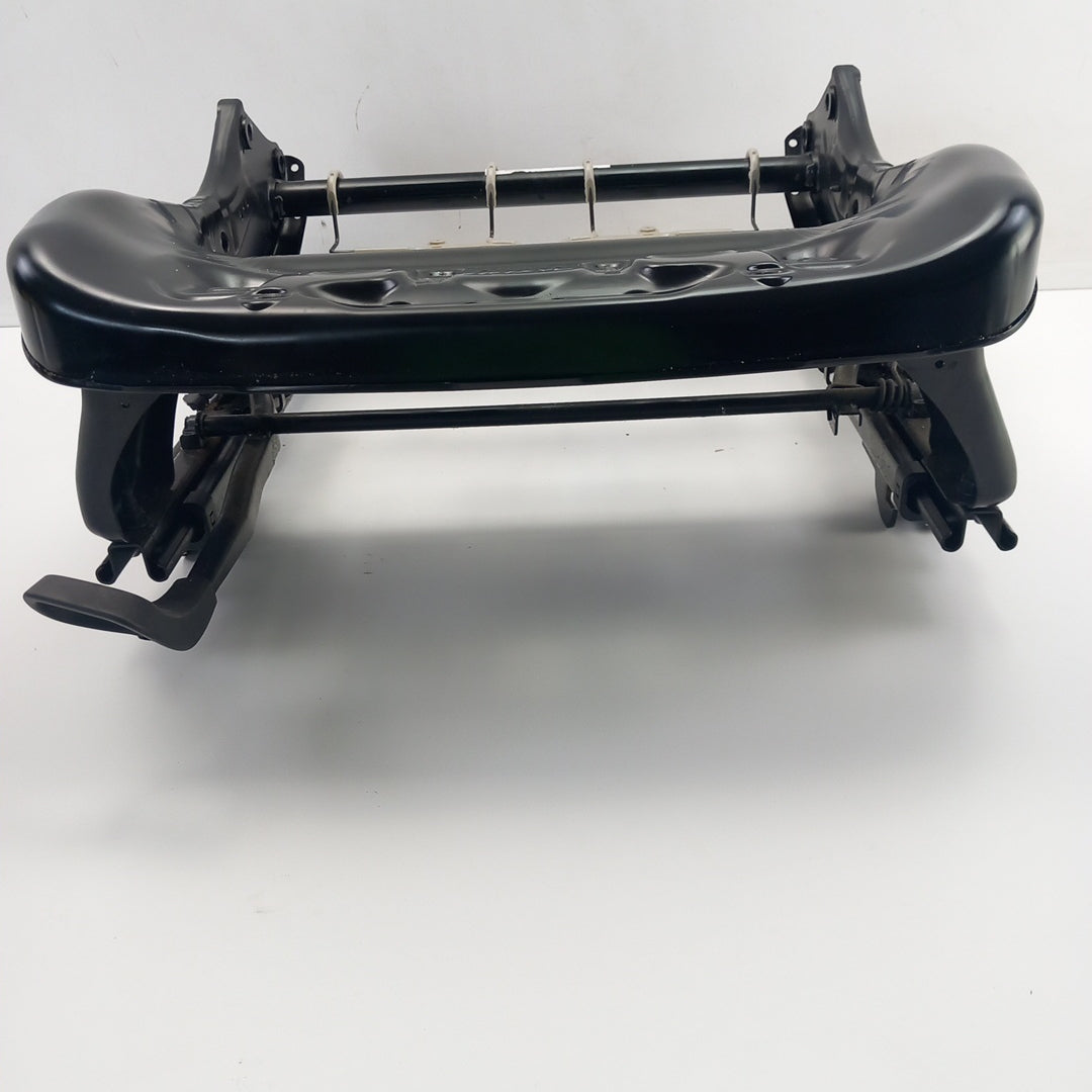 Конзола седалка предна лява RHD Opel Meriva B