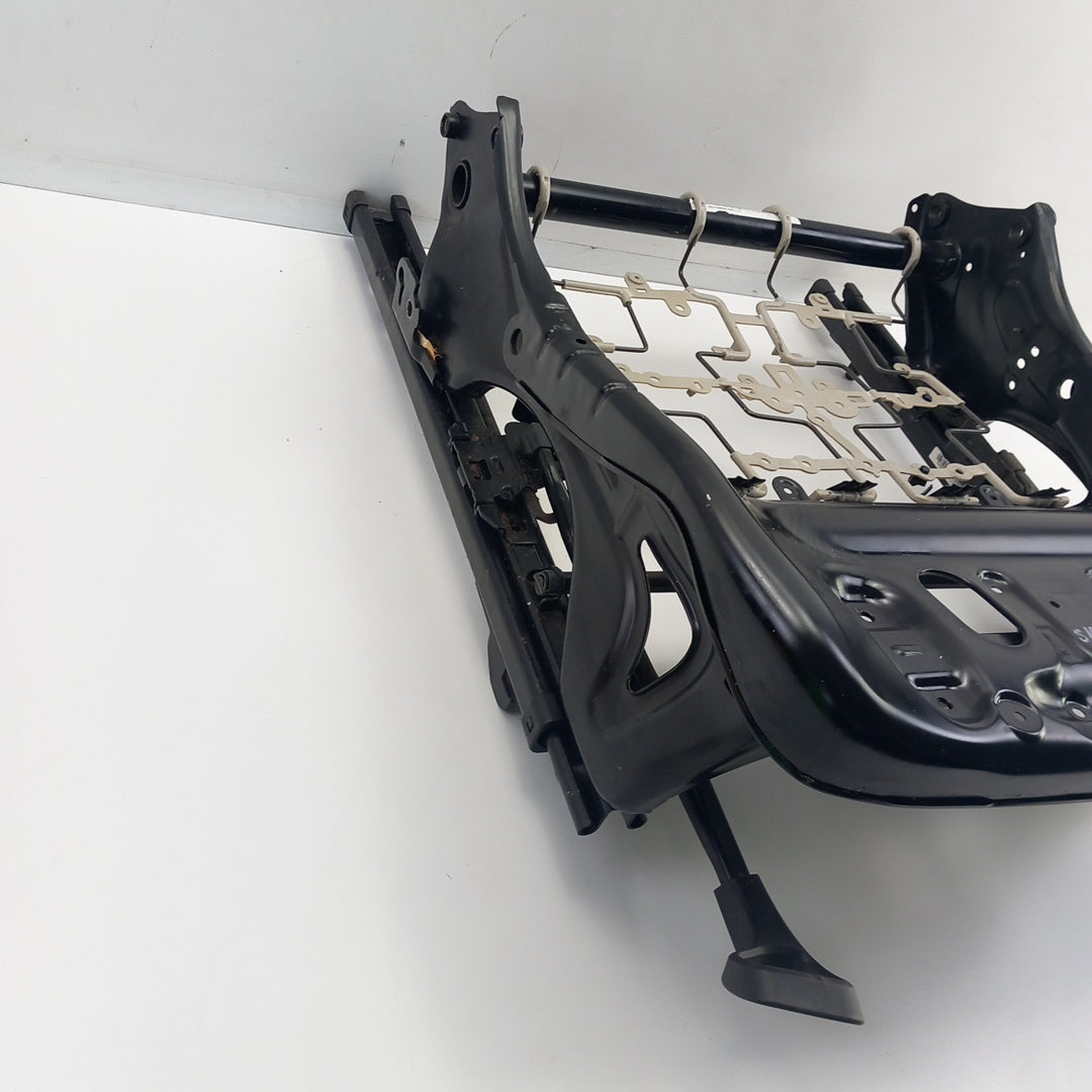 Конзола седалка предна лява RHD Opel Meriva B