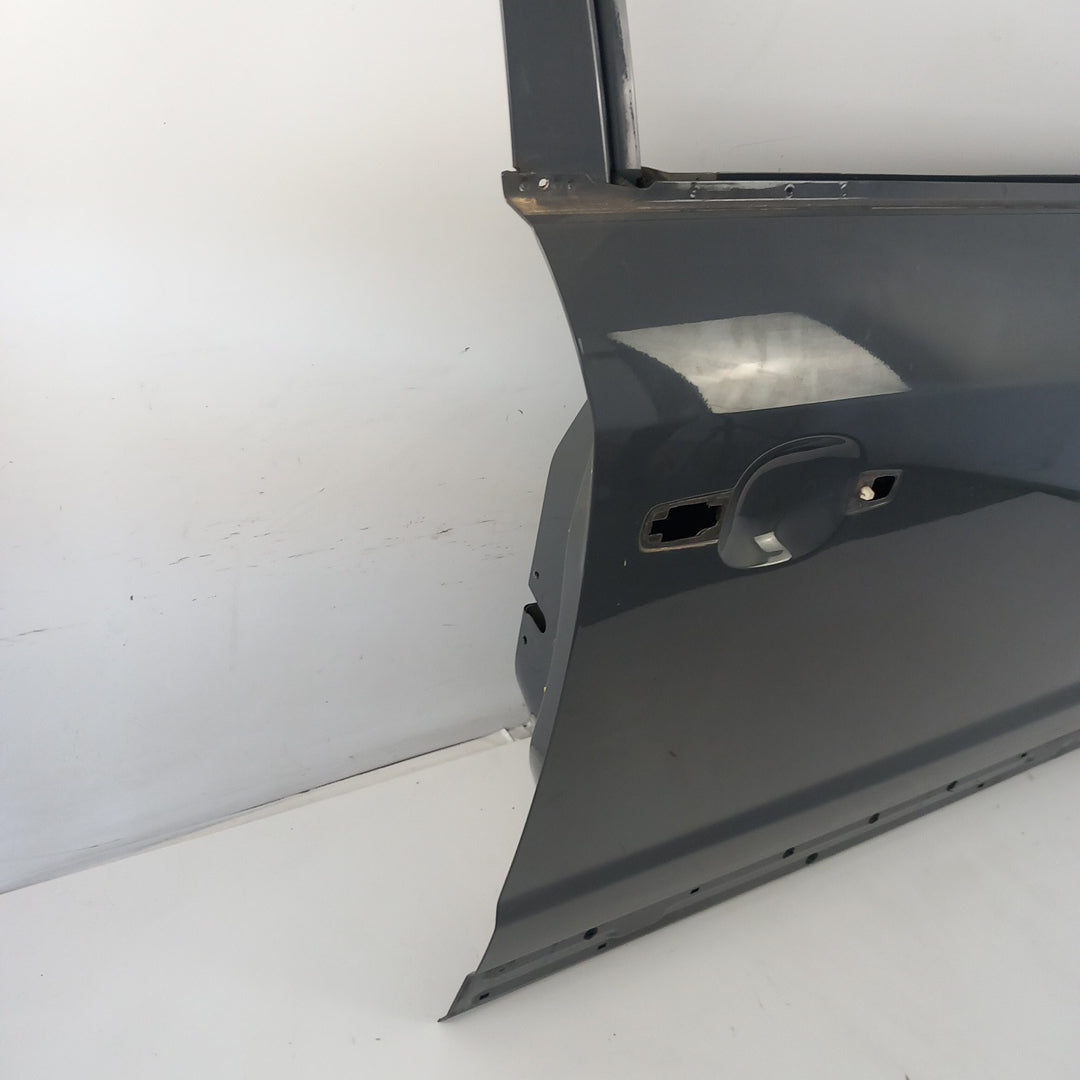 Врата предна дясна Гълъбово сиво / GJD фейслифт RHD Opel Antara