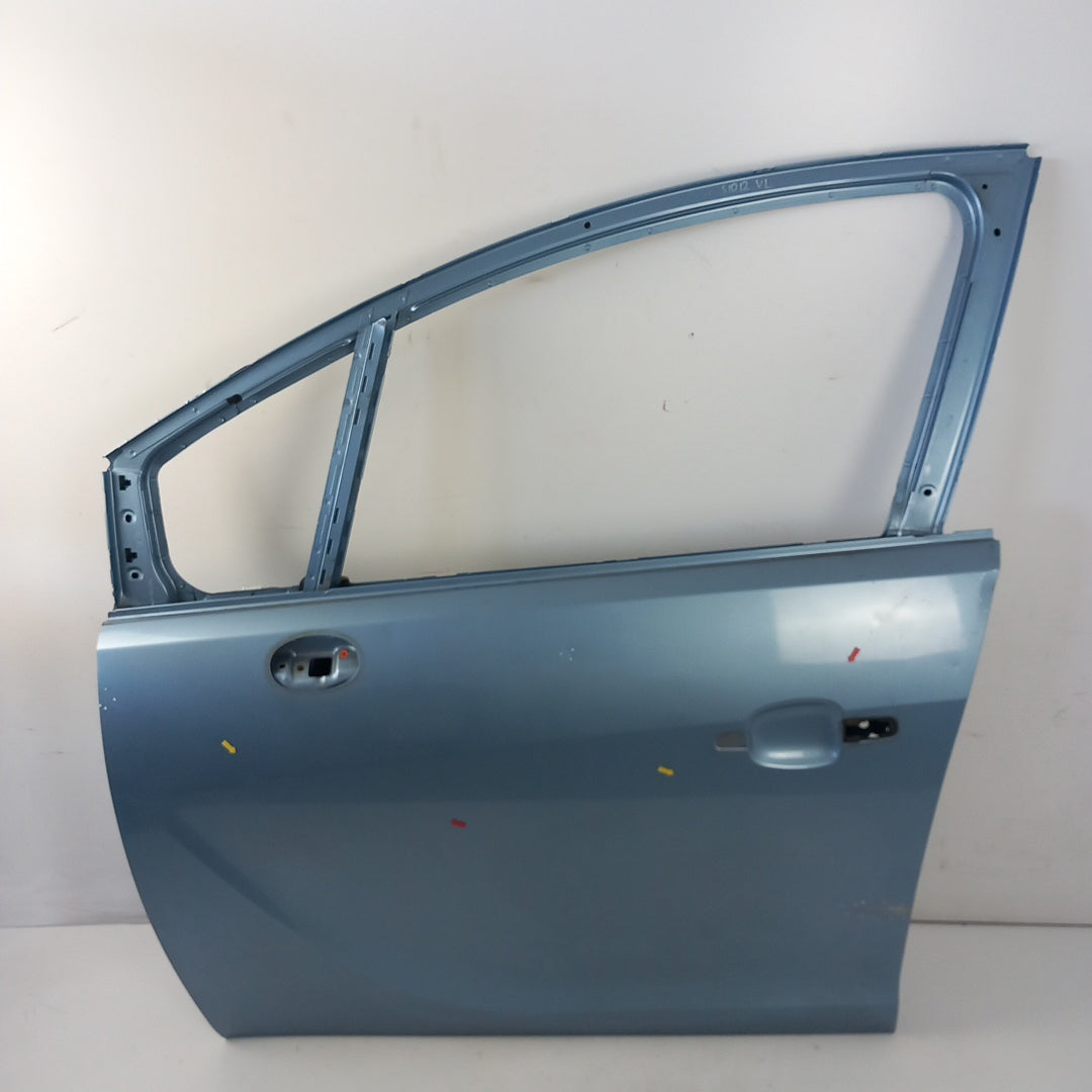 Врата предна лява Crinan Blue / 22R Opel Meriva B