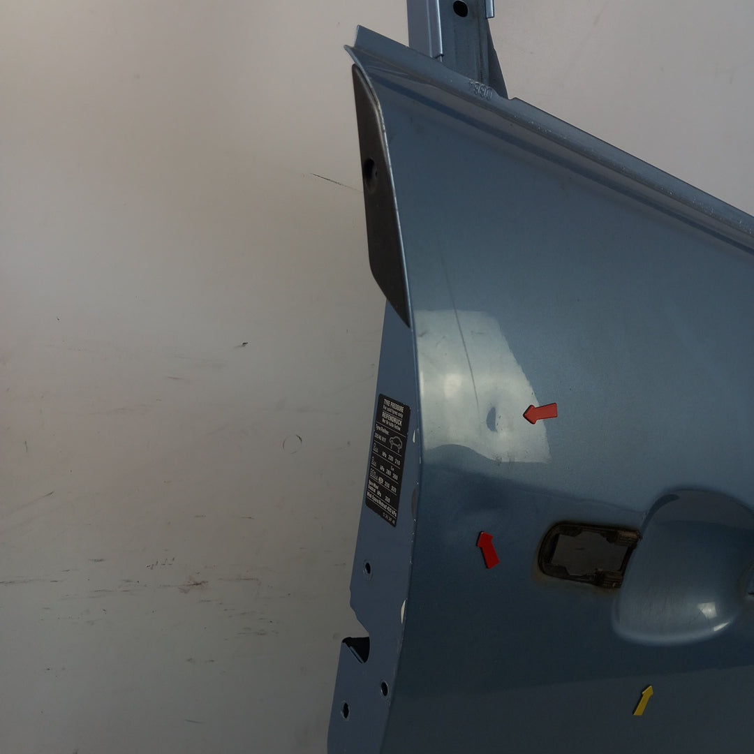 Врата предна дясна Crinan Blue / 22R Opel Meriva B