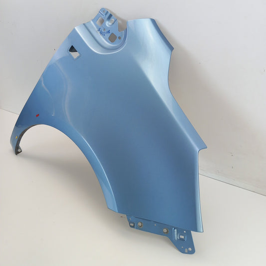 Калник преден десен Crinan Blue / 22R Opel Meriva B