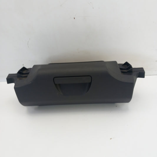 Кутия предна седалка отдолу Opel Meriva B