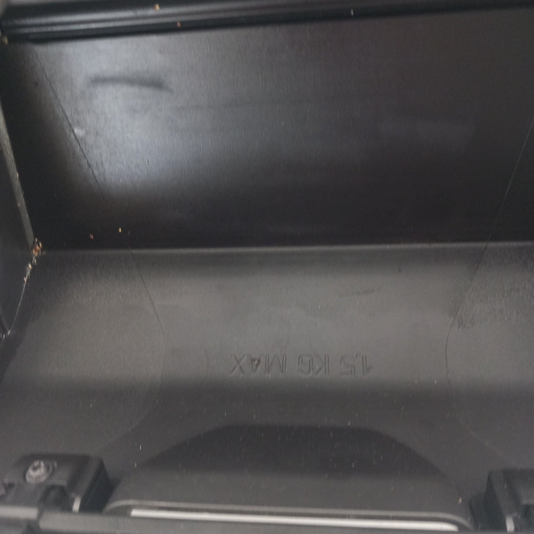 Кутия предна седалка отдолу Opel Meriva B