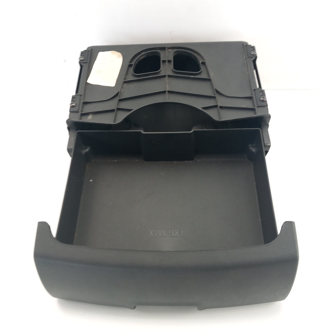 Кутия предна седалка отдолу Opel Meriva B