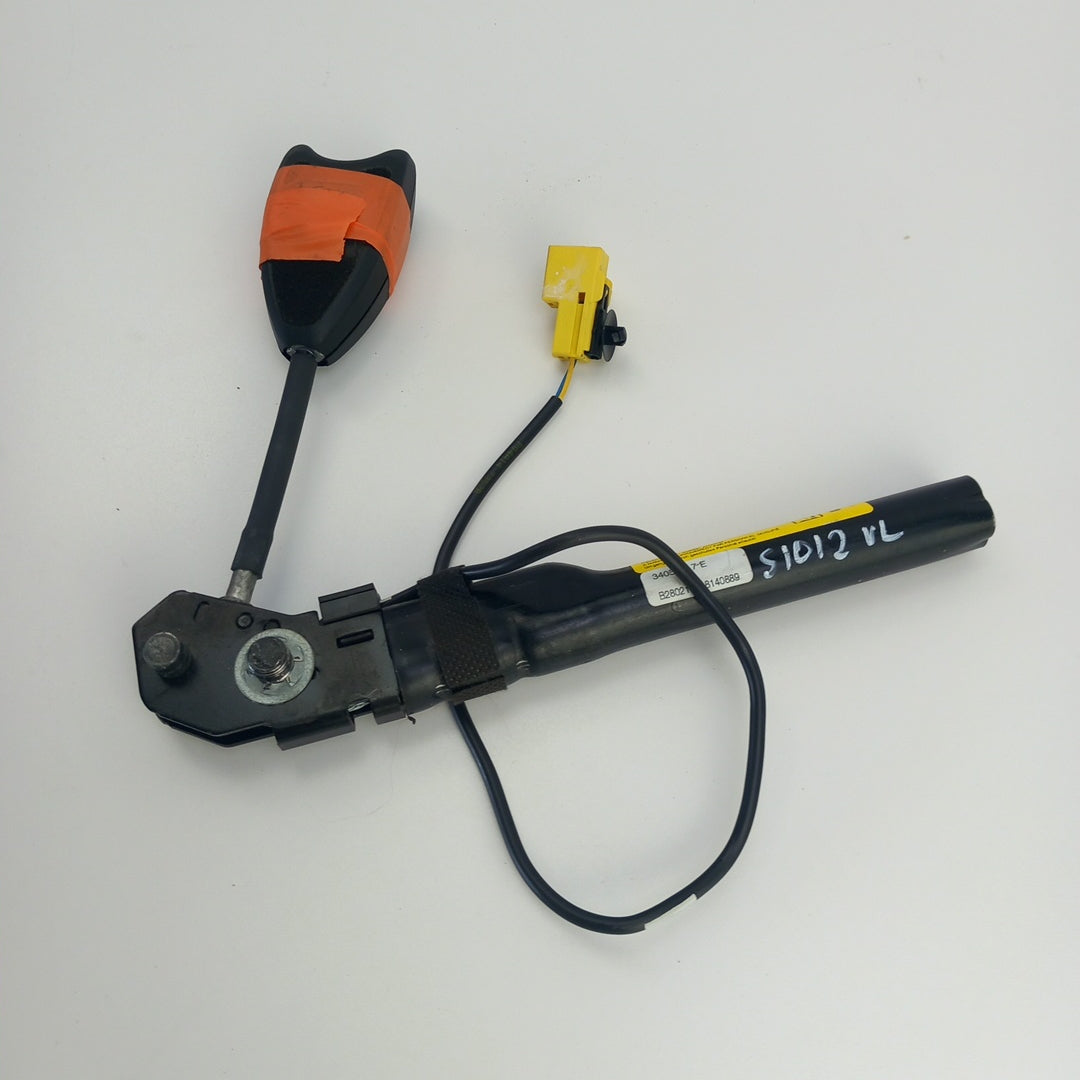 Пиропатрон предна лява седалка външен дефект Opel Meriva B