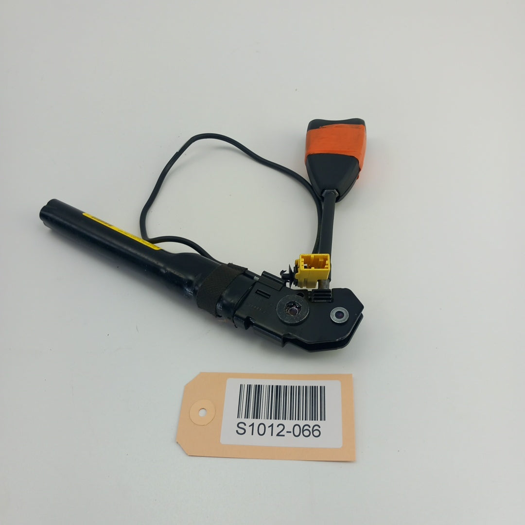 Пиропатрон предна лява седалка външен дефект Opel Meriva B