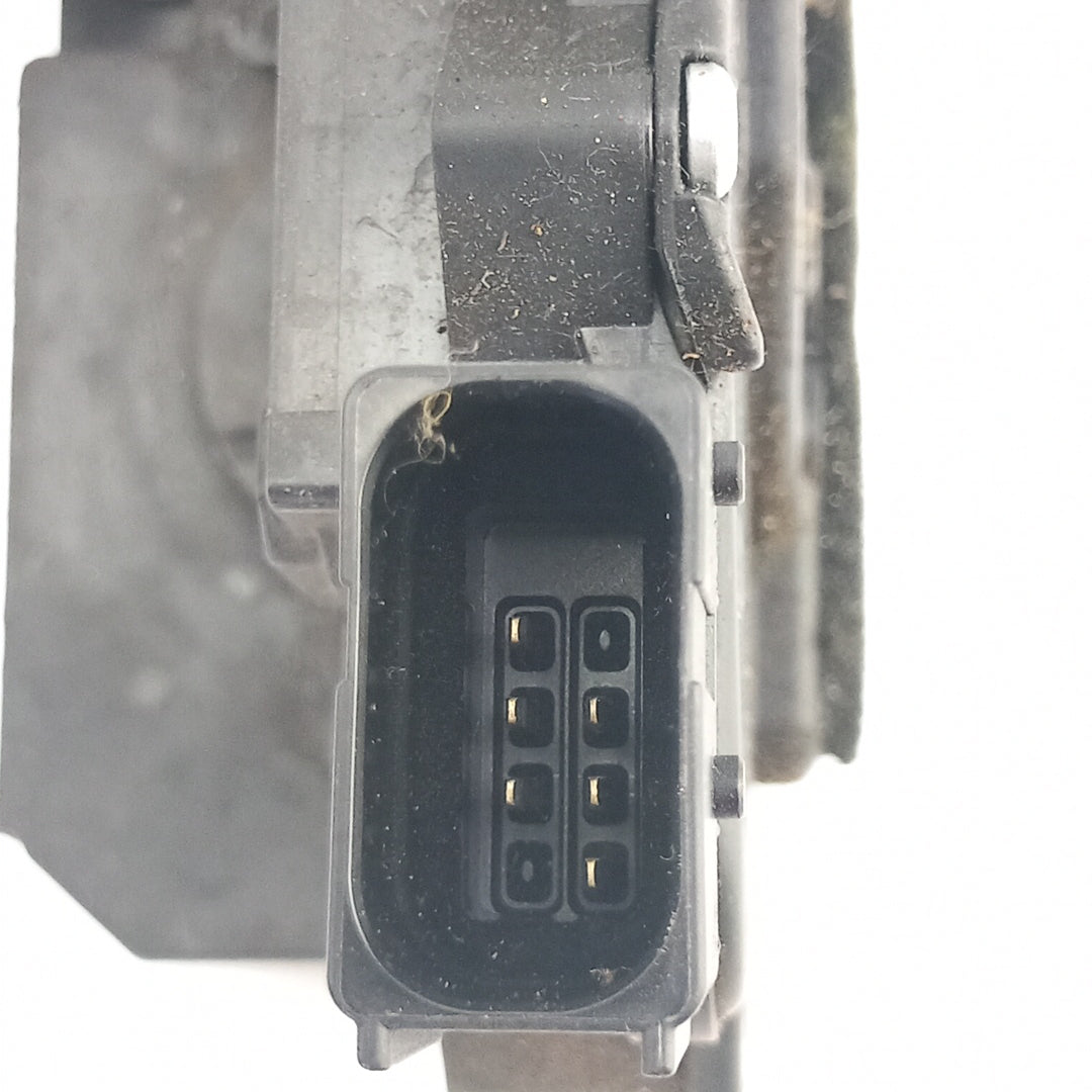 Брава централно заключване предна лява врата RHD Opel Meriva B