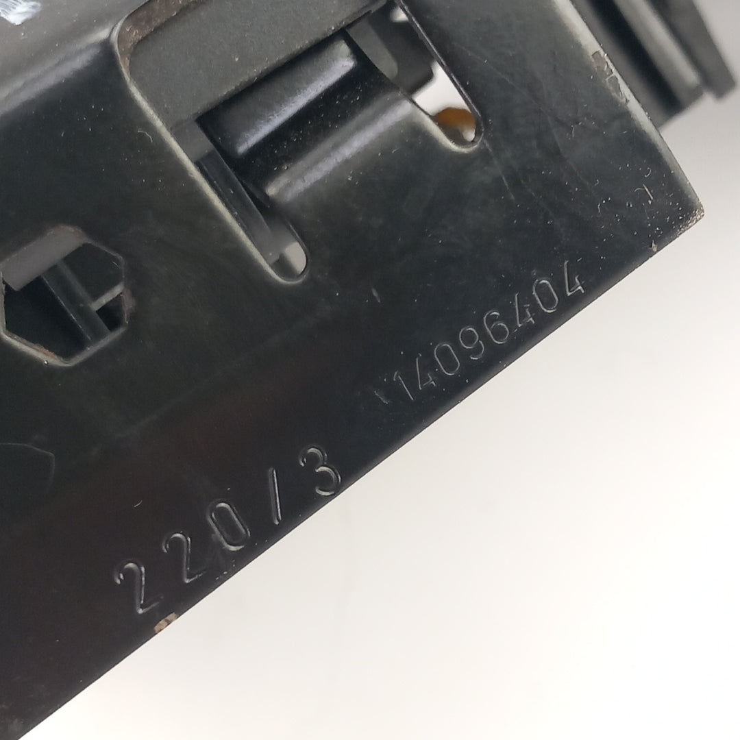 Външна дръжка на врата предна дясна Crinan Blue / 22R, RHD Opel Meriva B