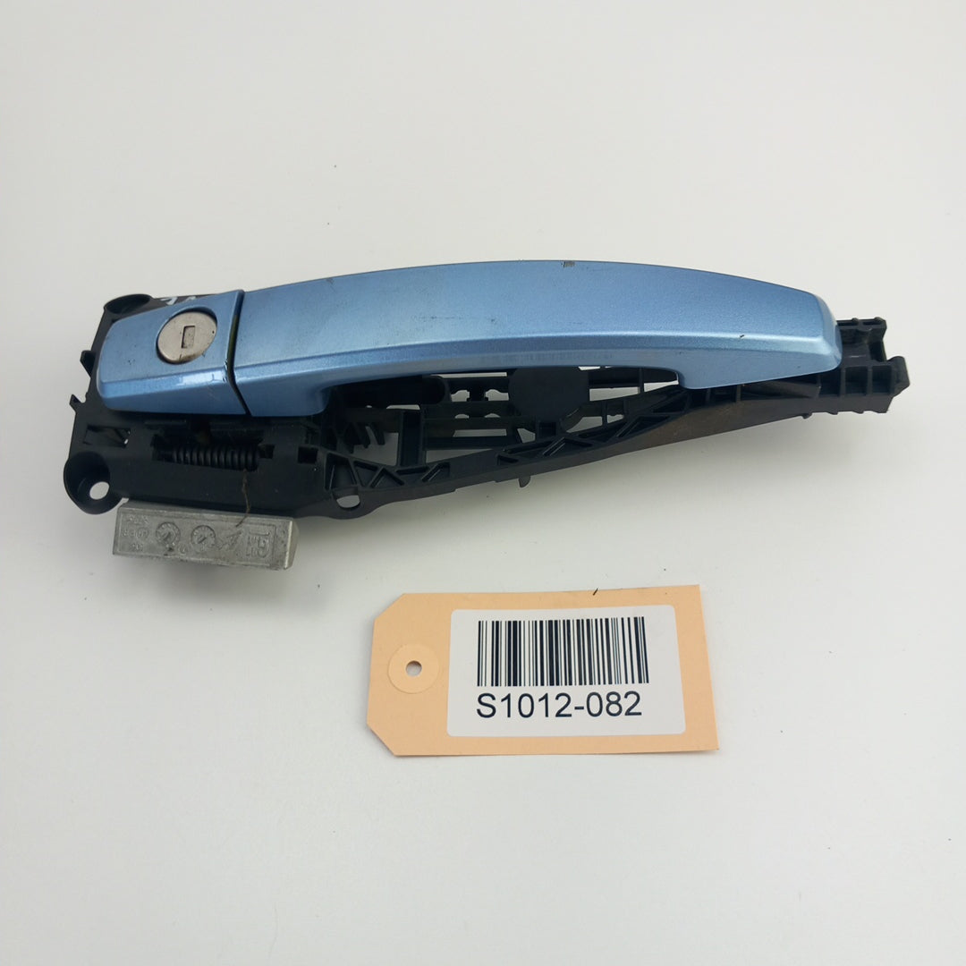 Външна дръжка на врата предна лява Crinan Blue / 22R, RHD Opel Meriva B