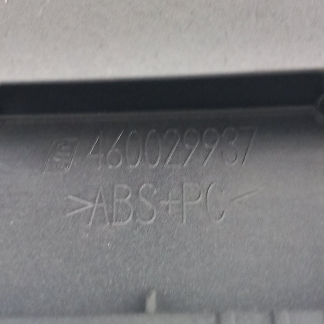 Пластмаса дисплей Opel Meriva B