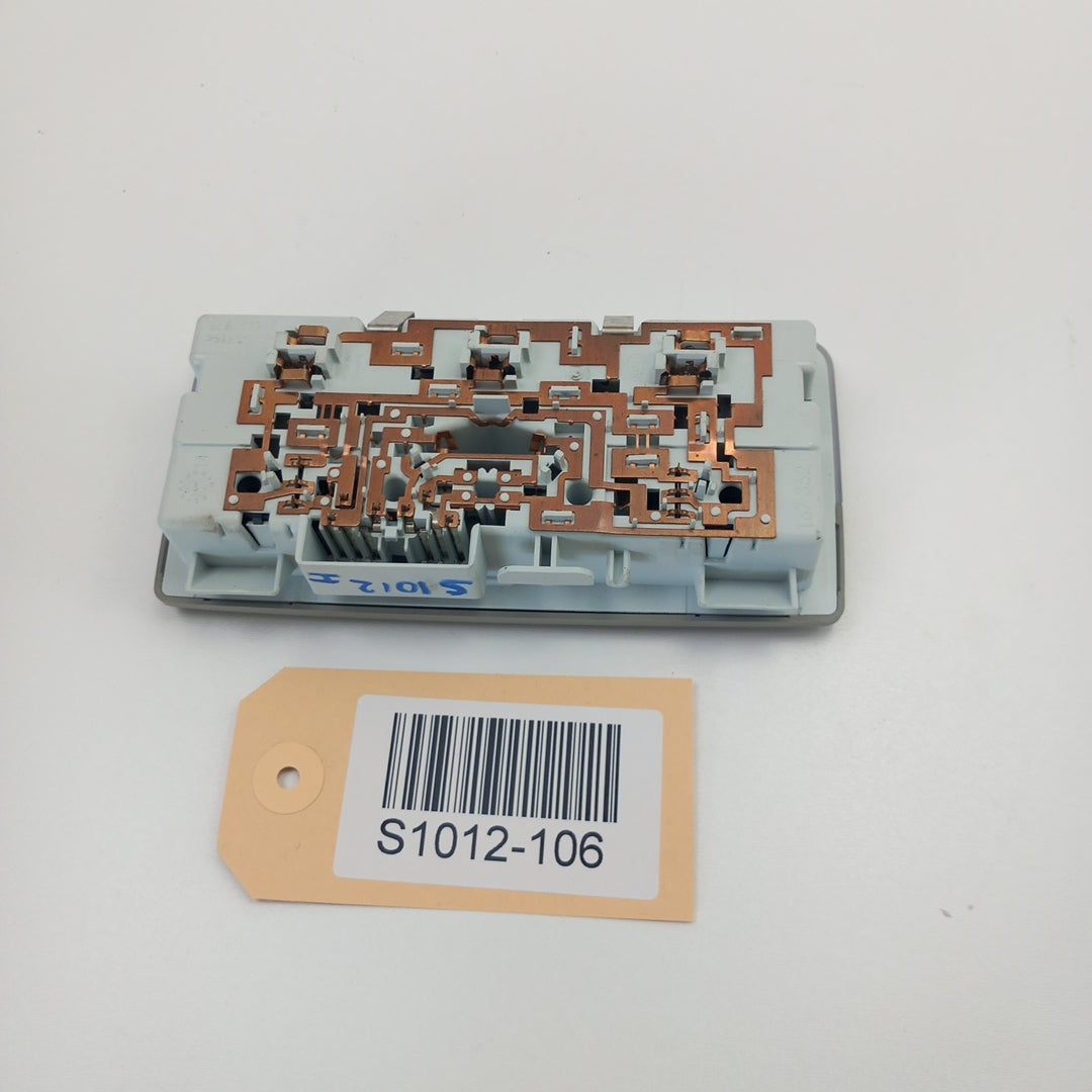 Плафон осветление таван заден Opel Meriva B